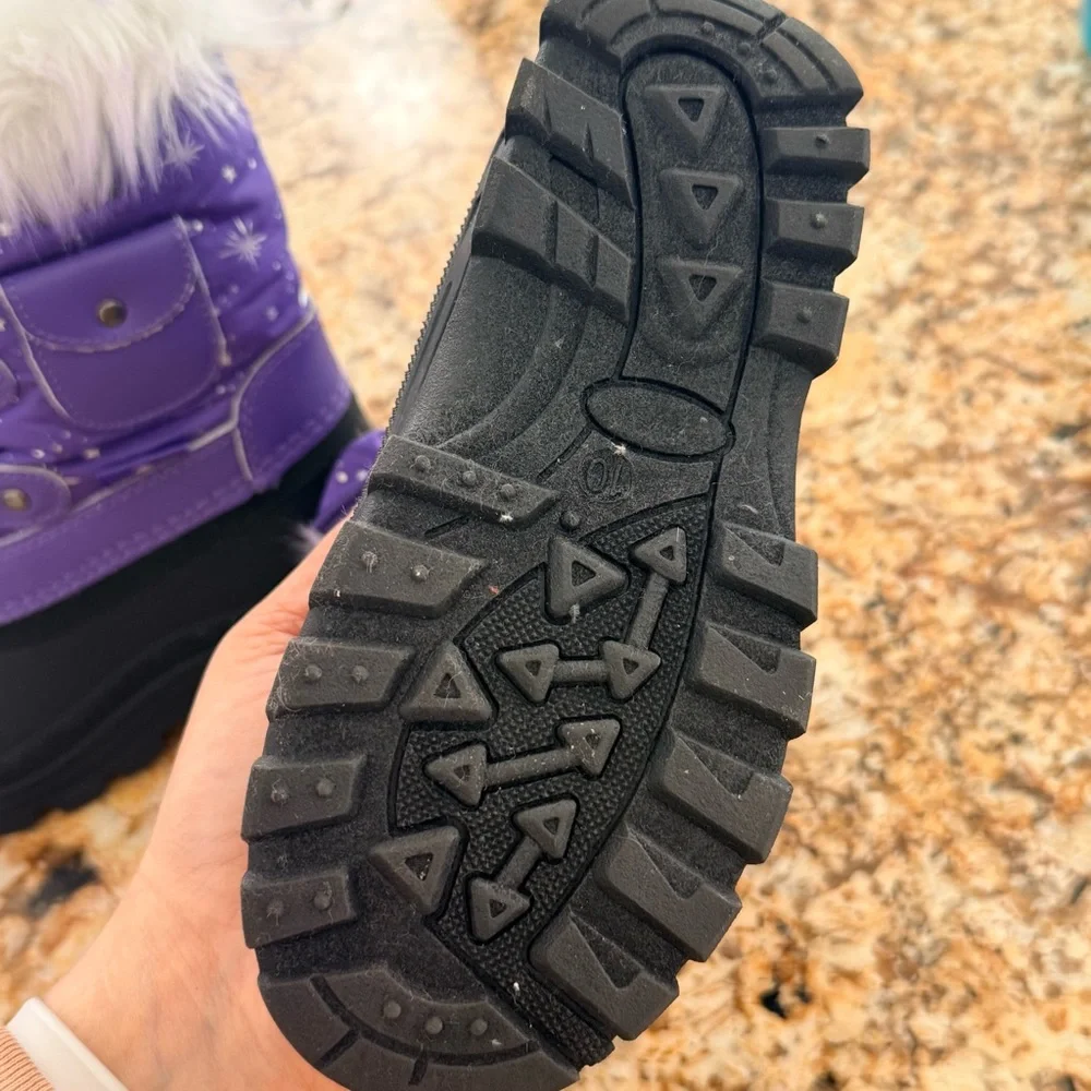 Cat & Jack Girls Winter Boots Size 10 Purple Faux Fur – Like New